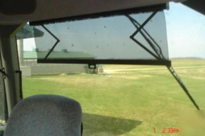 New 2006 holland TG215