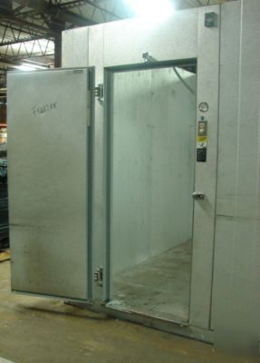 Master-bilt combination walk in 11'X9'X8', single phase