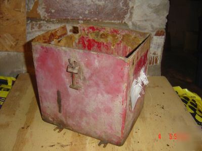 Farmall c, sc battery box, fair original