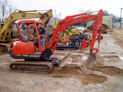 Kubota KX121-2 mini excavator 42HP 