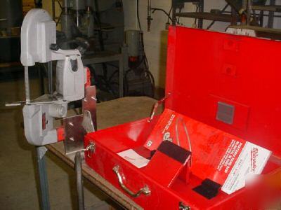 Milwaukee portable band saw,w/bench mount