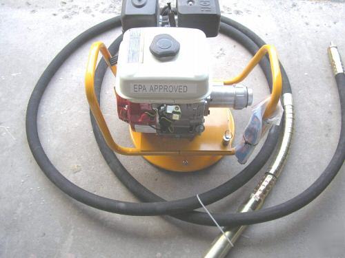 New 2007 concrete vibrator - 6.5 hp gas powered, brand 