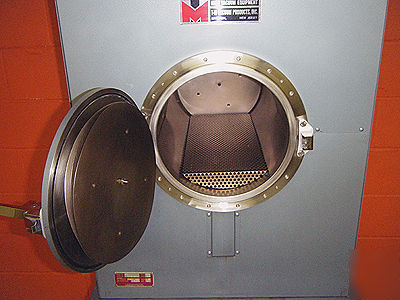 Tm vacuum products inc.vacuum oven SS806 (reduced )