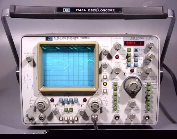 Hp 1743A 100MHZ dual trace 2CH oscilloscope partsrepair