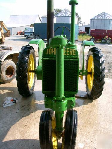 John deere unstyled a 1937 tractor