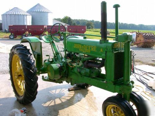 John deere unstyled a 1937 tractor