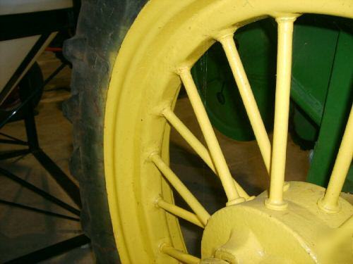 John deere unstyled a 1937 tractor