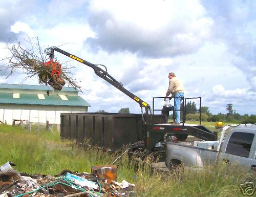 26 yard dump trailer with grapple crane * *