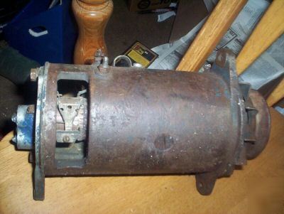 Generator from a john deere a tractor 12VOLT generator 