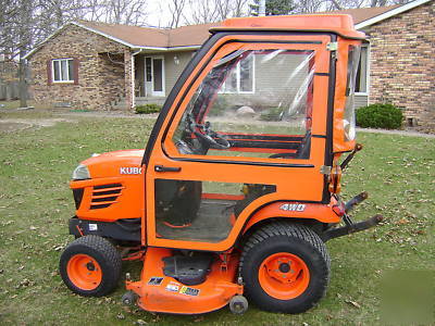 Kubota BX2350 hst 4X4 with 5' mowerdeck and heated cab