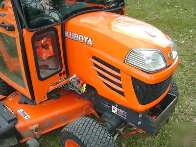 Kubota BX2350 hst 4X4 with 5' mowerdeck and heated cab