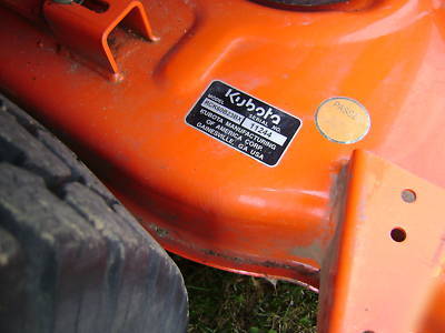 Kubota BX2350 hst 4X4 with 5' mowerdeck and heated cab