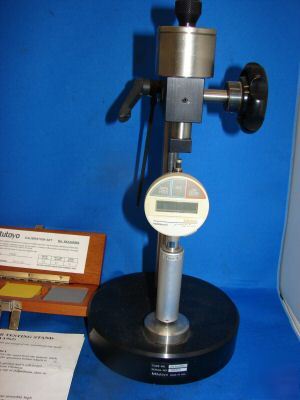 Mitutoyo digital durometer hh 312 811 hardness tester