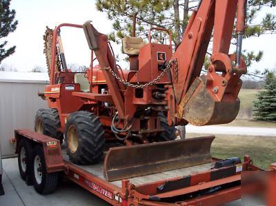 Ditch witch 4010 dd 4 wheel steer with trailer 