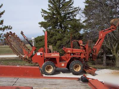 Ditch witch 4010 dd 4 wheel steer with trailer 