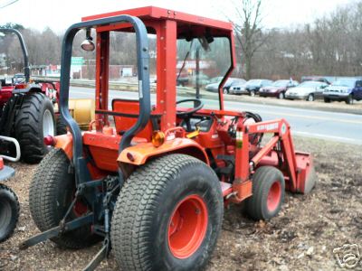 Kubota B2150 4X4 diesel 24 hp tractor loader cab