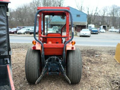 Kubota B2150 4X4 diesel 24 hp tractor loader cab