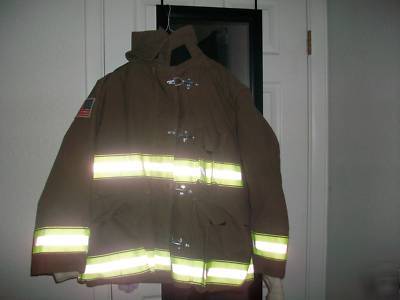 New advance globe gx-7 turnout set- jacket/pants