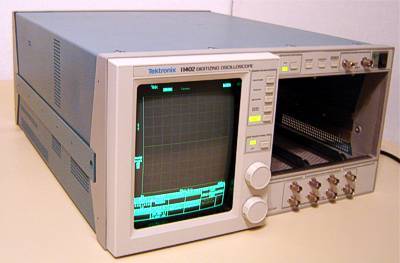 Tektronix 11402 dcâ€“1GHZ. digitizing oscilloscope