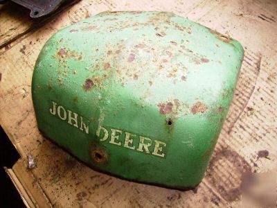 B john deere tractor nose cone medallian