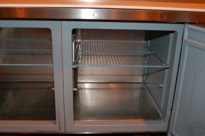 Delfield 3-door raised rail pizza prep, 99