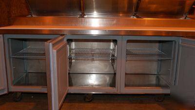 Delfield 3-door raised rail pizza prep, 99