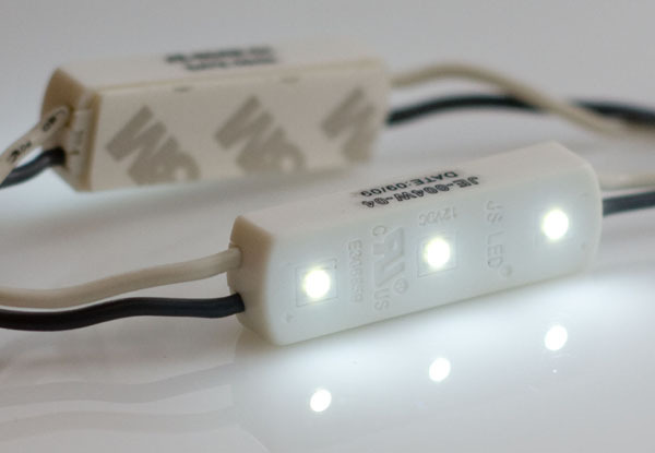 White led modules (3 leds) 100 / box 12V dc 4 years war