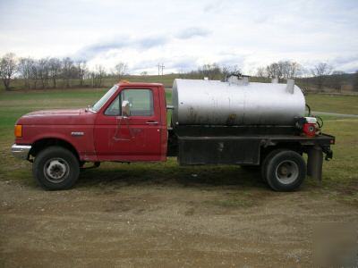 Ford super duty F450 asphalt sealcoating truck