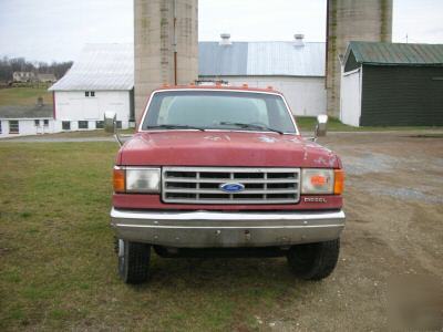 Ford super duty F450 asphalt sealcoating truck