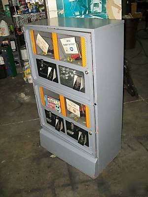 Victory snack vending machine 